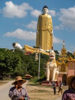 Boudhas géants Myanmar